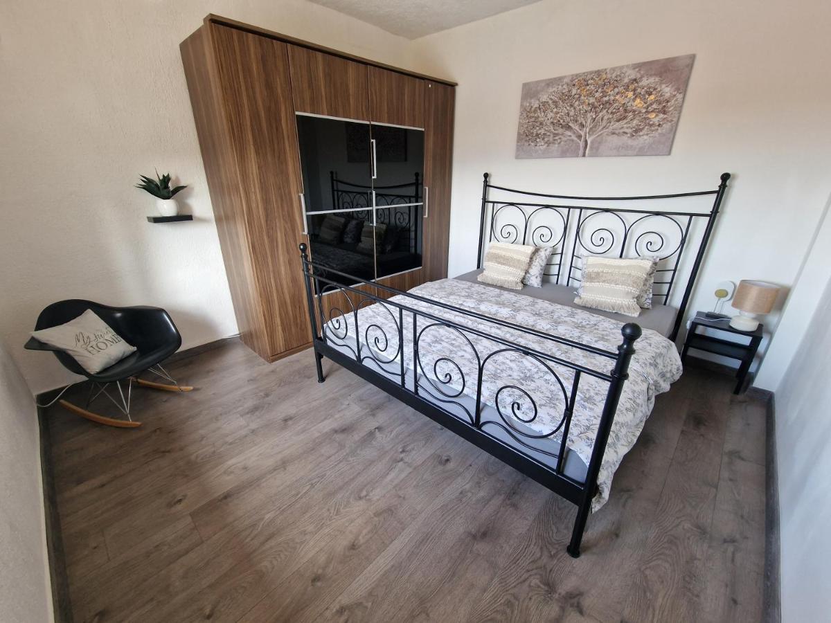 Lovely Apartments Senj セニ エクステリア 写真